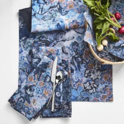 Michelle Kim Napkins, Set of 4 5 Michelle Kim Napkins, Set of 4 -TABLETOP BAR STORE michelle kim napkins 202238 0009 michelle kim towels set of 2 z