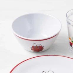 PEANUTS™ Festive Kids Melamine Set -TABLETOP BAR STORE peanuts holiday kids melamine set 202233 0094 peanuts holiday kids melamine set 1 z