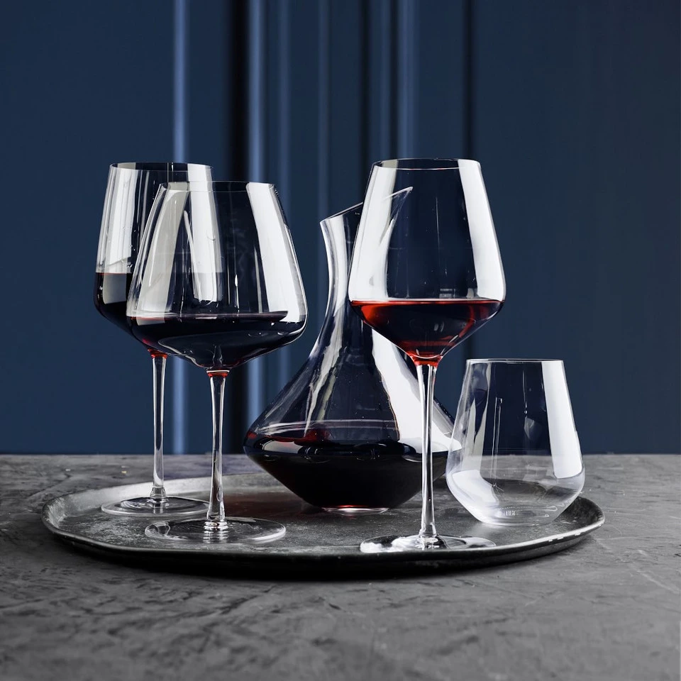 Williams Sonoma Estate Pinot Noir Wine Glass 7 Williams Sonoma Estate Pinot Noir Wine Glass - Image 6
