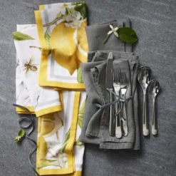 Italian Washed Linen Napkins, Set of 4 -TABLETOP BAR STORE washed linen napkins 202240 0061 italian washed linen napkins set of 4 z