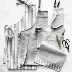 Williams Sonoma Bay Stripe Adult Aprons -TABLETOP BAR STORE williams sonoma bay stripe adult kid apron bundle 202240 0074 williams sonoma bay stripe adult kid aprons z
