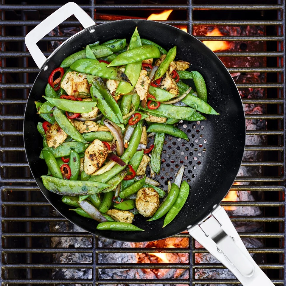 Williams Sonoma High Heat Non-Stick Outdoor Wok 2 Williams Sonoma High Heat Non-Stick Outdoor Wok - Image 2