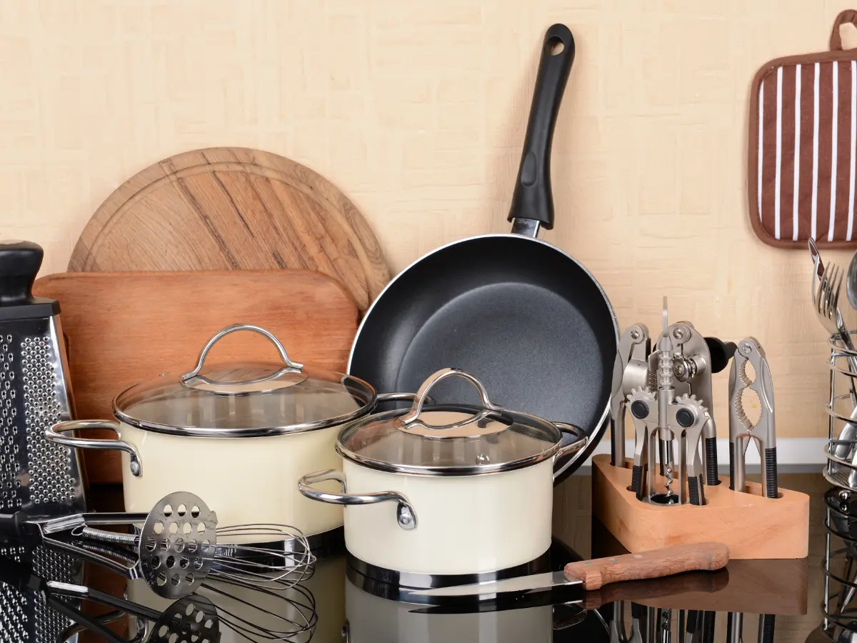 TABLETOP BAR STORE 41 TABLETOP BAR STORE -TABLETOP BAR STORE 66841798befeb1986c7eb929 15 Must Have Kitchen Tools to Cook Like a Pro 1